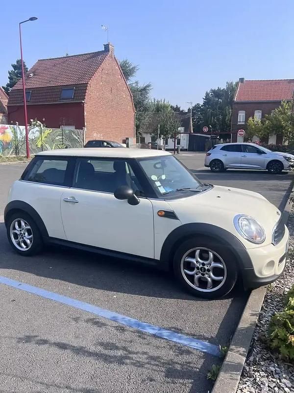 Beige Utilisé 2011 Mini One D Hatch Citadine | 3 200 € (Prix juste) - Image 1/4