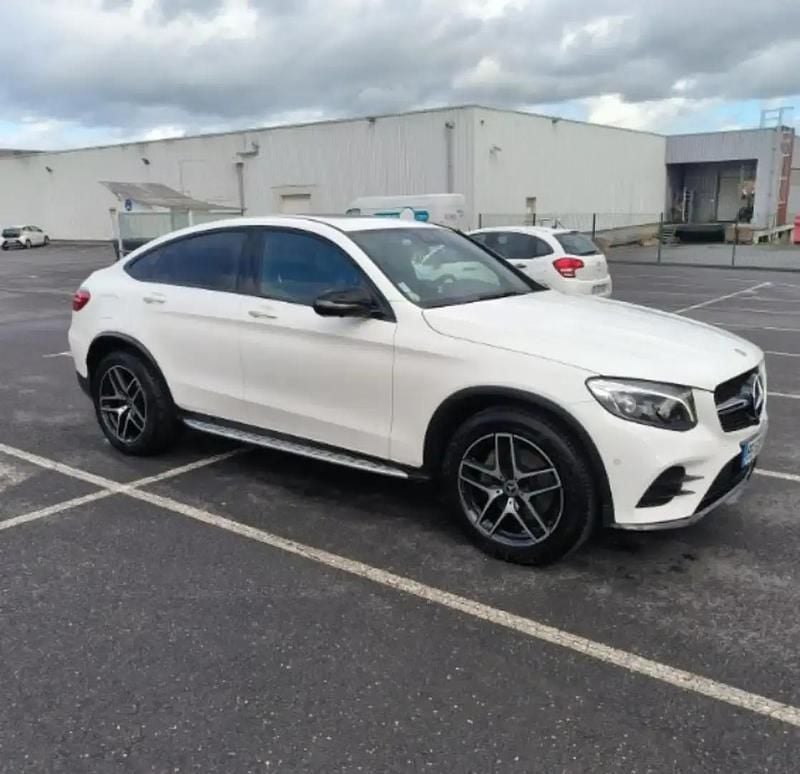 Utilisé 2017 Mercedes GLC250 SUV | 23 900 € (Prix juste) - Image 1/4