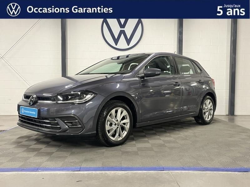 Gris Utilisé 2024 VW Polo Style Berline | 21 990 € (Prix juste) - Image 1/3