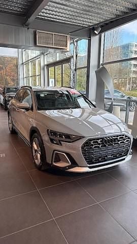 Nouvelle Audi A3 Design 150 ch (110 kW) 2025 Gris flèche nacré