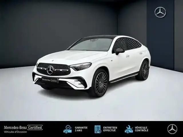 Blanc Utilisé 2025 Mercedes GLC300e AMG line Plus Coupé | 115 990 € - Image 1/4