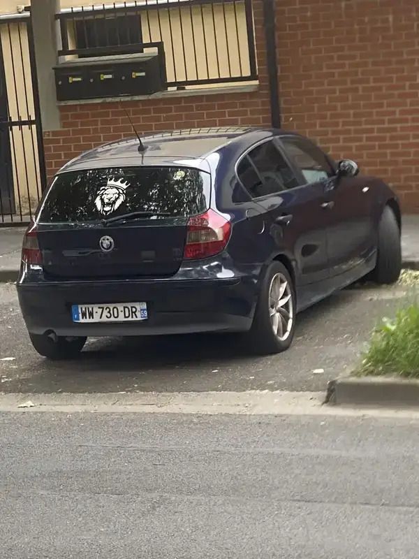 Utilisé 2006 BMW 118 Citadine | 1 800 € (Prix assez cher) - Image 1/4