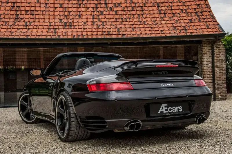 Noir Utilisé 2004 Porsche 996 Cabriolet | 74 950 € - Image 1/4