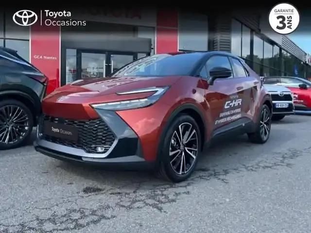 Orange sedona métallisé biton Utilisé 2025 Toyota C-HR SUV | 35 490 € - Image 1/4