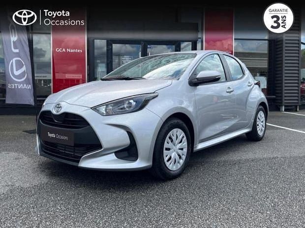 Gris Utilisé 2025 Toyota Yaris Hybrid | 21 490 € (Super prix) - Image 1/4