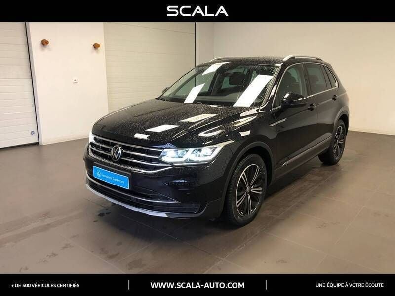 Noir Utilisé 2021 VW Tiguan Exclusive SUV | 32 990 € (Prix juste) - Image 1/1