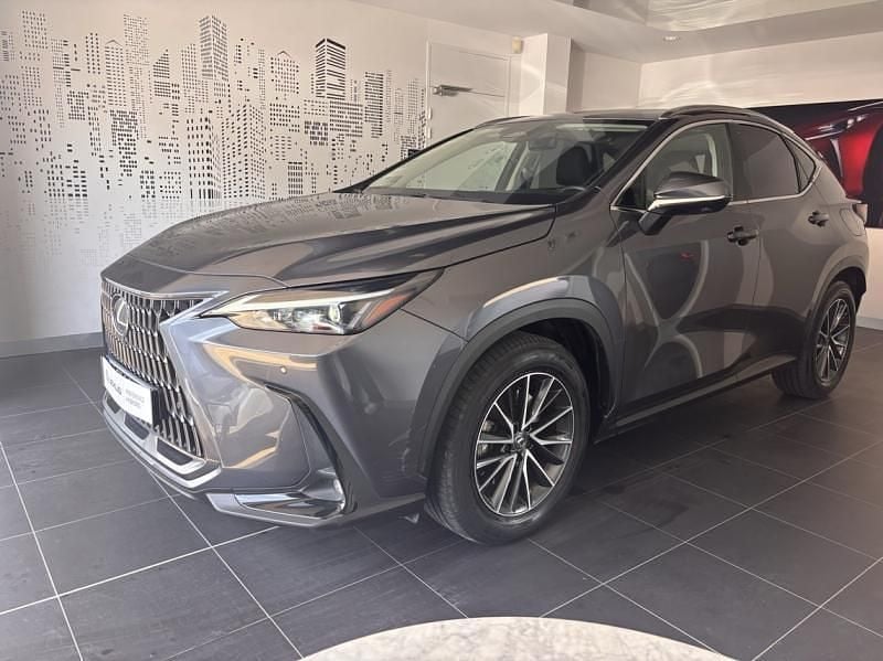 Utilisé 2023 Lexus NX450h+ SUV | 50 990 € (Prix juste) - Image 1/4