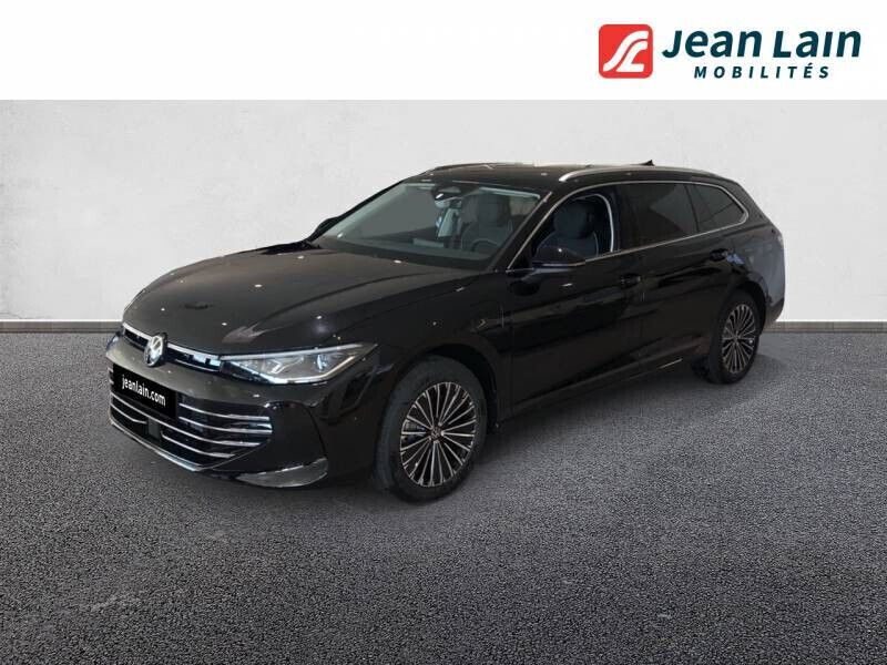 Nouvelle 2025 VW Passat Elegance Berline | 52 990 € (Super prix) - Image 1/4