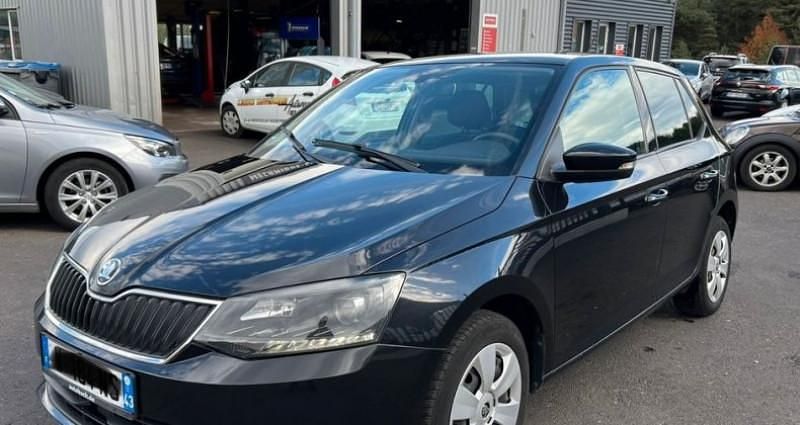 Noir Occasion 2017 Skoda Fabia Ambition Citadine | 11 490 € (Bon prix) - Image 1/4