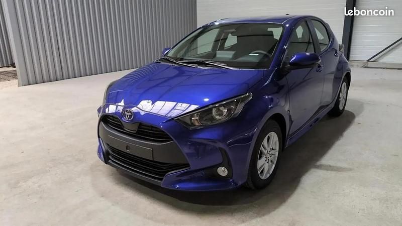 Bleu Nouvelle 2025 Toyota Yaris Hybrid Citadine | 21 990 € - Image 1/4
