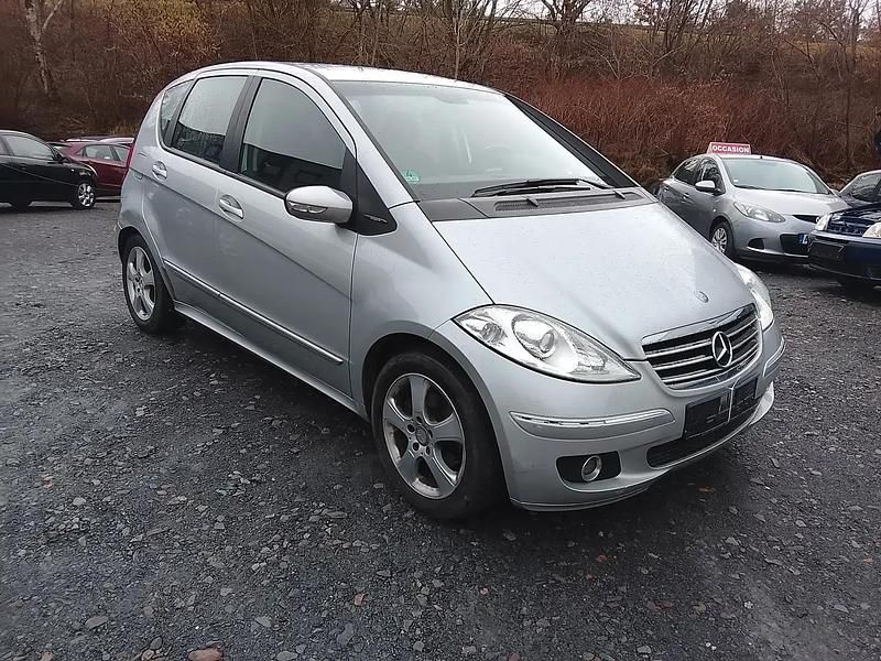 Occasion Mercedes A180 Avantgarde 109 ch (80 kW) 2006 Argent Berline