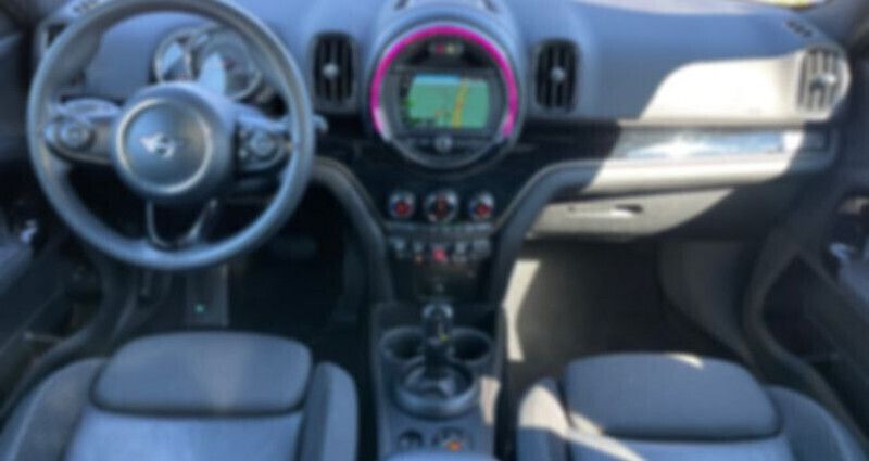 Image 3/4