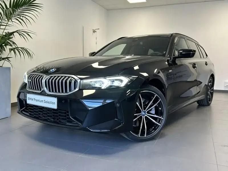Noir Utilisé 2025 BMW 320 M Sport Break | 53 888 € - Image 1/4
