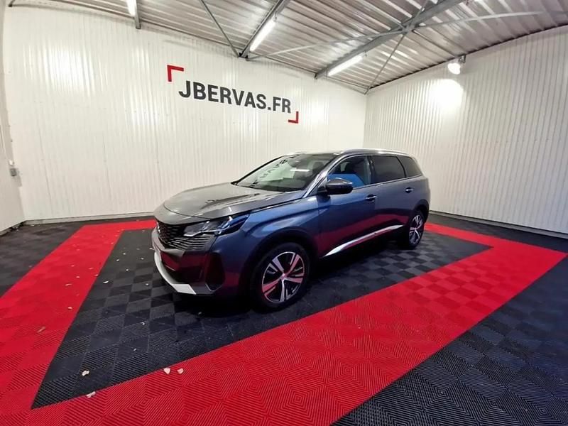 Utilisé 2021 Peugeot 5008 Allure SUV | 20 990 € (Prix juste) - Image 1/4