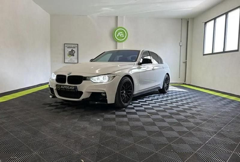 Blanc Utilisé 2012 BMW 320 Luxury Line Berline | 15 990 € (Prix juste) - Image 1/4