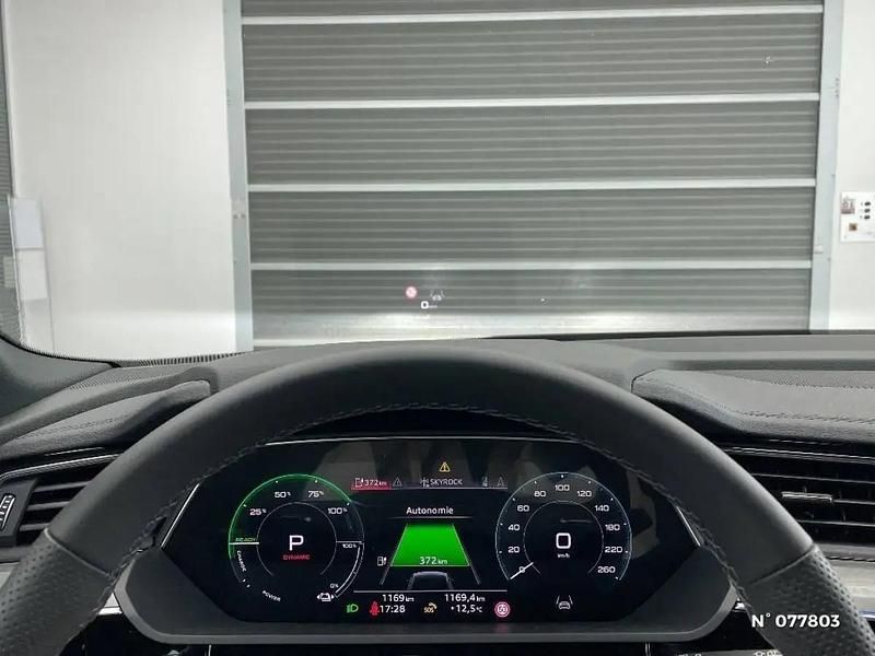 Occasion Audi Q8 e-tron Design 300 kW (408 ch) 2024 Gris SUV