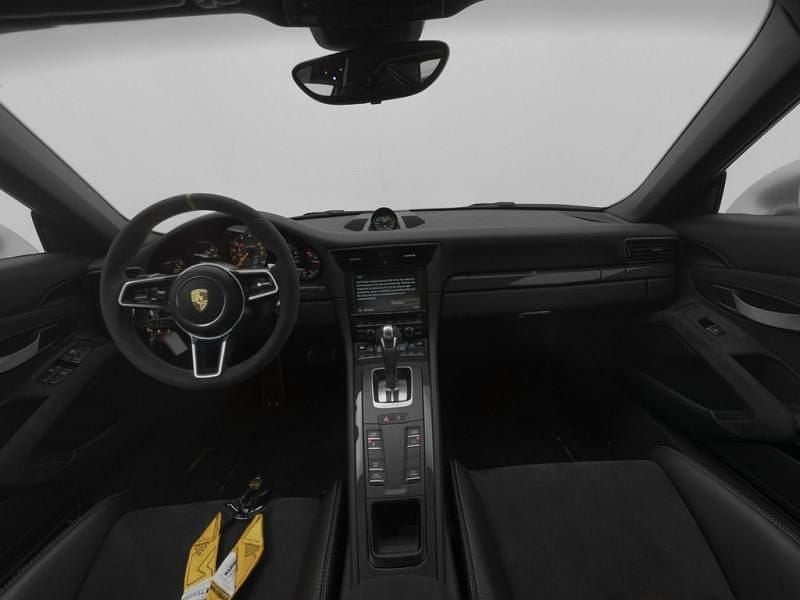 Image 3/4