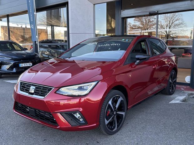 Rouge Nouvelle 2025 Seat Ibiza FR | 27 990 € (Prix cher) - Image 1/4
