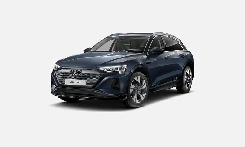 Bleu Utilisé 2024 Audi Q8 e-tron Advanced SUV | 67 999 € - Image 1/4
