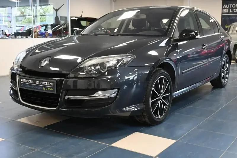 Gris Utilisé 2013 Renault Laguna III Zen Berline | 9 298 € (Prix juste) - Image 1/4