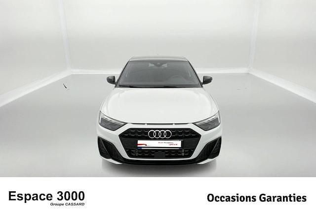Occasion Audi A1 Sportback S-line plus 116 ch (85 kW) 2025 Blanc glacier métallisé noir mythe métallisé Citadine