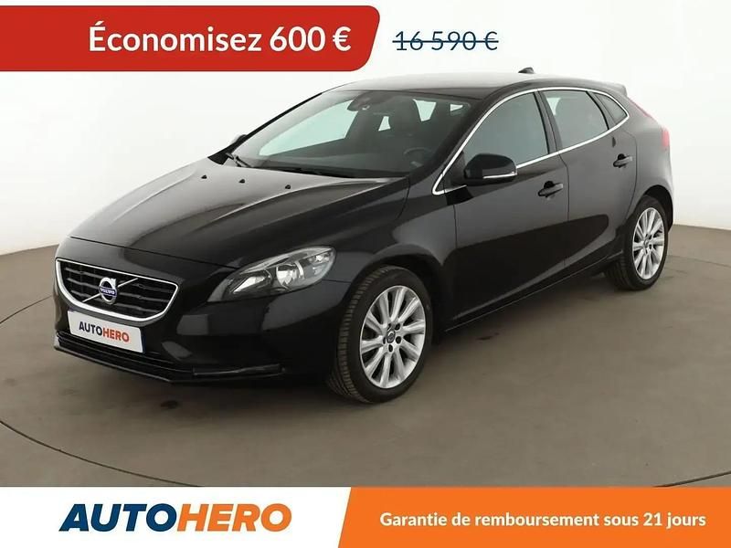 Occasion Volvo V40 Summum 152 ch (111 kW) 2016 Noir Berline