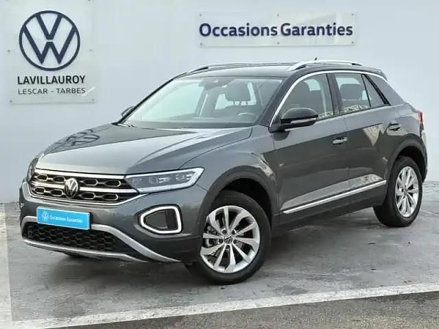 Gris indium /toit no Occasion 2022 VW T-Roc Style SUV | 25 890 € (Bon prix) - Image 1/4