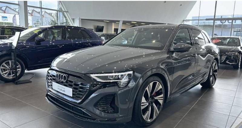 Utilisé 2024 Audi Q8 e-tron S-Line SUV | 85 890 € - Image 1/4