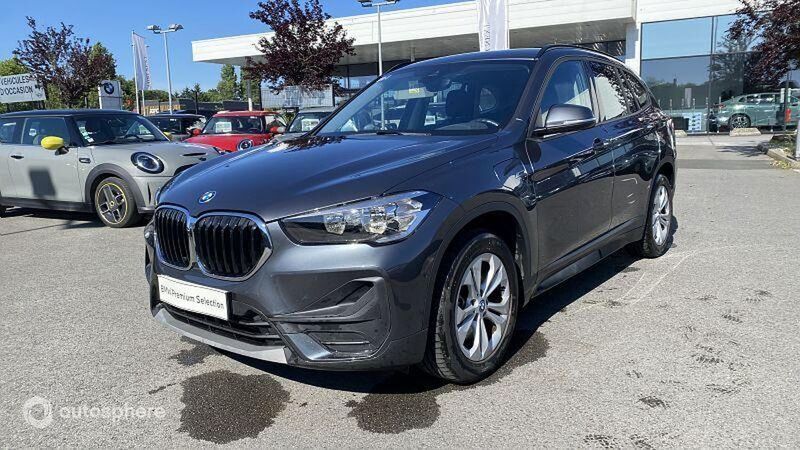 Gris Utilisé 2022 BMW X1 SUV | 28 999 € (Bon prix) - Image 1/4