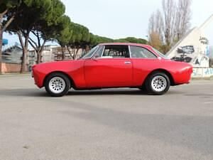 Rouge Occasion 1973 Alfa Romeo 2000 Veloce Coupé | 53 000 € - Image 1/4