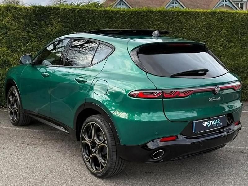 Nouvelle Alfa Romeo Tonale 182 ch (133 kW) 2025 Vert SUV