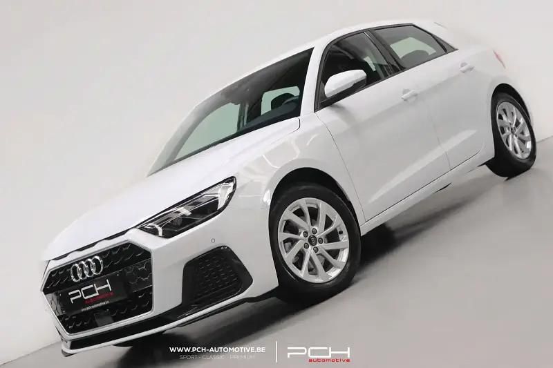 Blanc Utilisé 2024 Audi A1 Sportback Advanced Citadine | 23 999 € (Bon prix) - Image 1/4