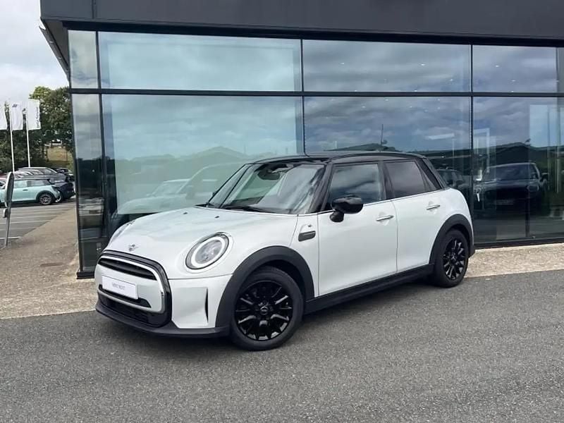 Blanc Utilisé 2022 Mini Cooper Essential Citadine | 23 900 € (Prix juste) - Image 1/4