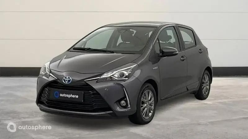 Gris Utilisé 2018 Toyota Yaris Hybrid Berline | 14 690 € (Bon prix) - Image 1/4