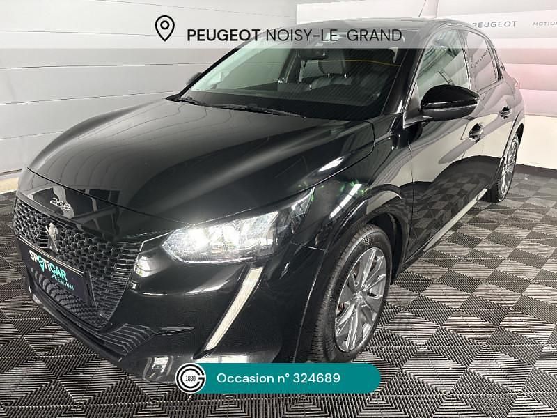 Noir Utilisé 2022 Peugeot e-208 Allure Citadine | 16 980 € (Prix assez cher) - Image 1/4