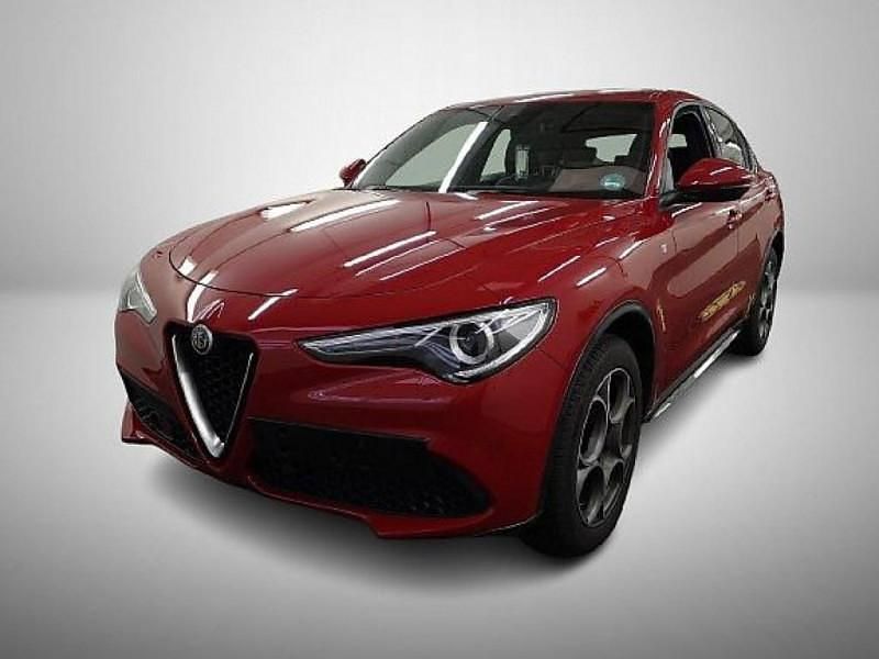 Utilisé 2023 Alfa Romeo Stelvio SUV | 28 499 € - Image 1/4