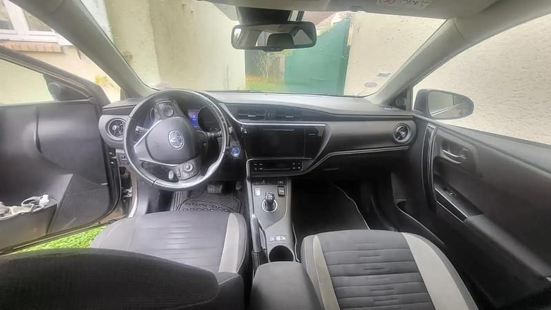 Occasion 2019 Toyota Auris Business Edition Berline | 9 000 € - Image 1/4