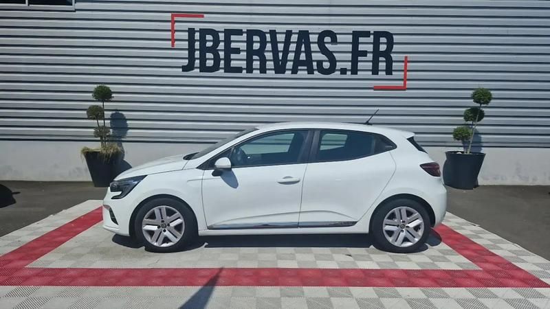 Blanc Utilisé 2022 Renault Clio V Business Berline | 10 499 € (Prix juste) - Image 1/4