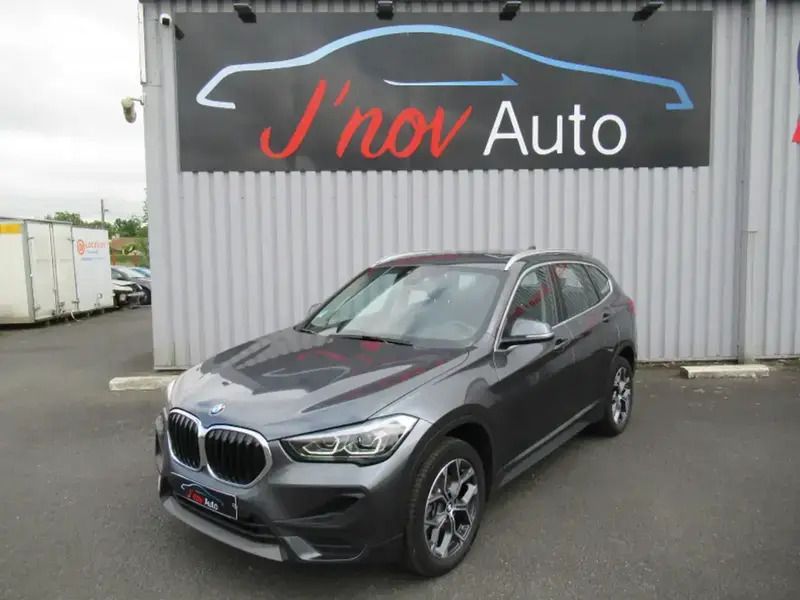 Gris Utilisé 2022 BMW X1 SUV | 27 990 € (Super prix) - Image 1/4