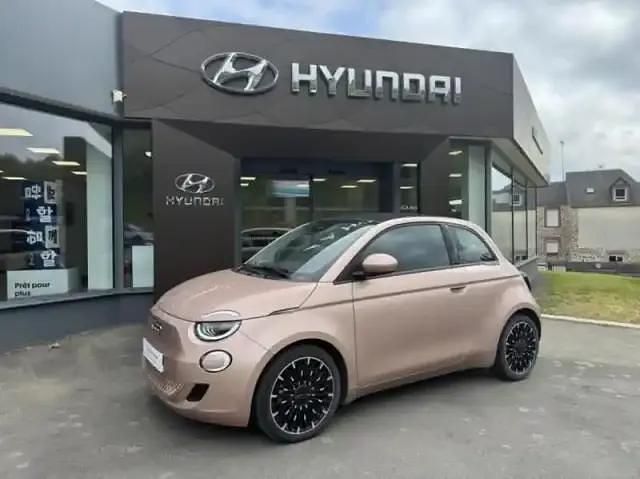 Rose gold métal Occasion 2022 Fiat 500e Citadine | 21 990 € - Image 1/4