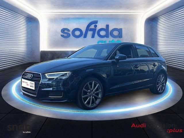 Bleu cosmos métallisé Utilisé 2020 Audi A3 Design | 23 900 € (Bon prix) - Image 1/4