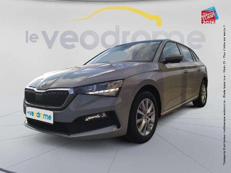 Occasion Skoda Scala Ambition 118 ch (86 kW) 2019 Gris perle spéciale Citadine