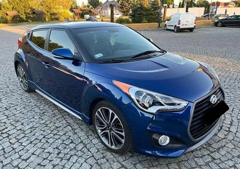 Bleu Occasion 2012 Hyundai Veloster Premium Coupé | 2 800 € - Image 1/4