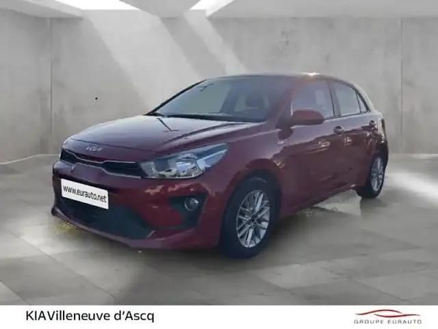 Rouge grenadine métallisé Occasion 2022 Kia Rio Active Berline | 13 490 € (Prix juste) - Image 1/4