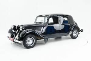 Autres Utilisé 1956 Citroën Traction Avant Break | 17 950 € - Image 1/4
