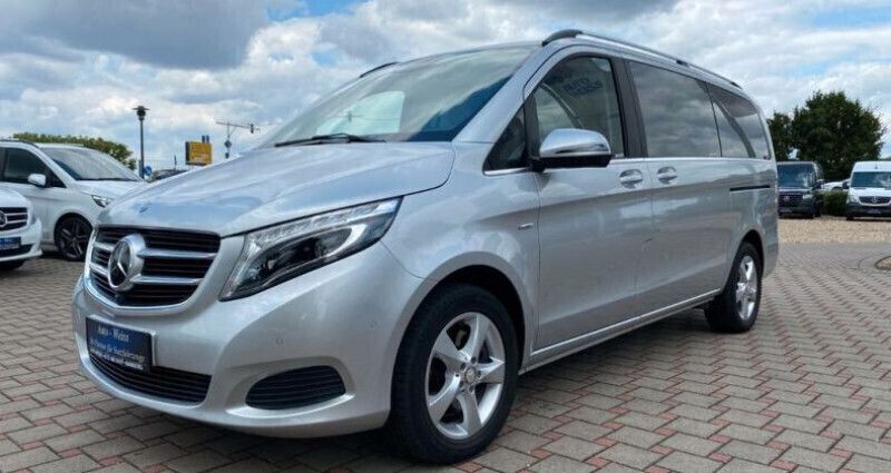 Utilisé 2017 Mercedes V250 Monospace | 54 990 € (Bon prix) - Image 1/4