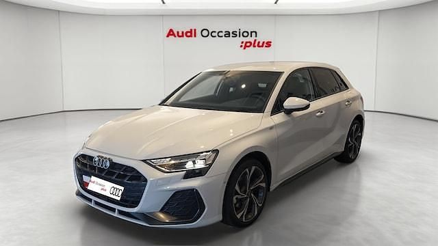 Blanc glacier métallisé Occasion 2025 Audi A3 S-Line | 36 972 € (Prix cher) - Image 1/4