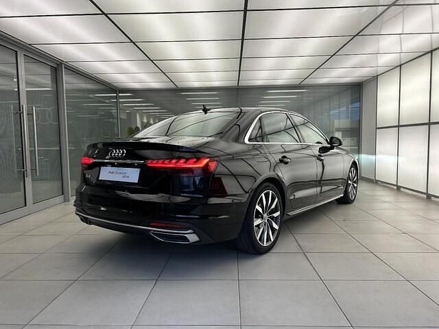 Occasion Audi A4 Ambition 163 ch (119 kW) 2021 Noir brillant Berline