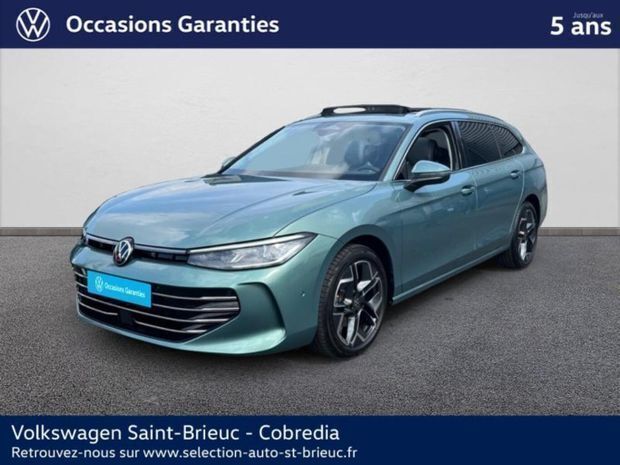 Vert Utilisé 2024 VW Passat Elegance | 39 990 € (Prix cher) - Image 1/4
