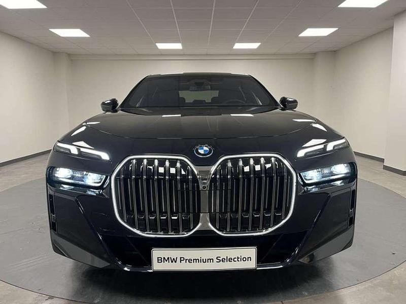 Occasion BMW 750e M Sport 318 ch (233 kW) 2025 Noir Berline